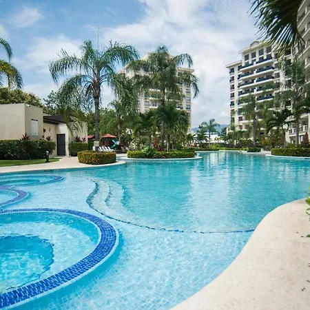 Aparthotel Jacobay Premium Towers